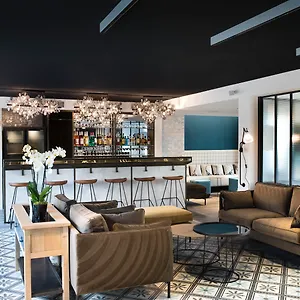 **** Hotel Les Deux Girafes França
