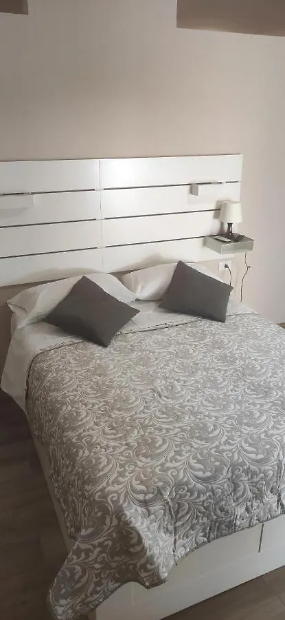 Central Station Garibaldi Neapol Bed & Breakfast